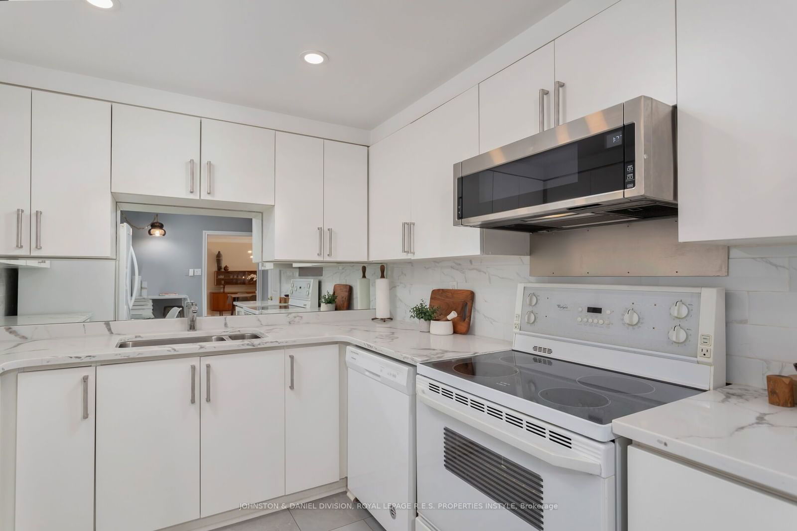 65 Spring Garden Ave, unit 1505 for sale