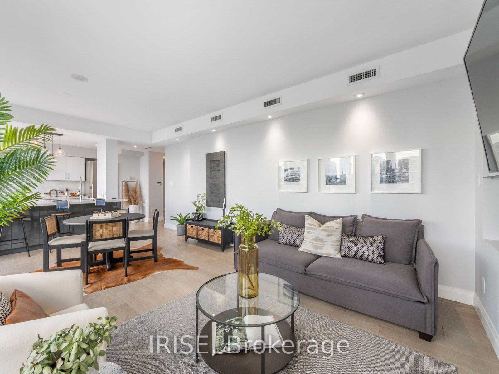 38 Grenville St, unit Ph4506 for sale - image #7