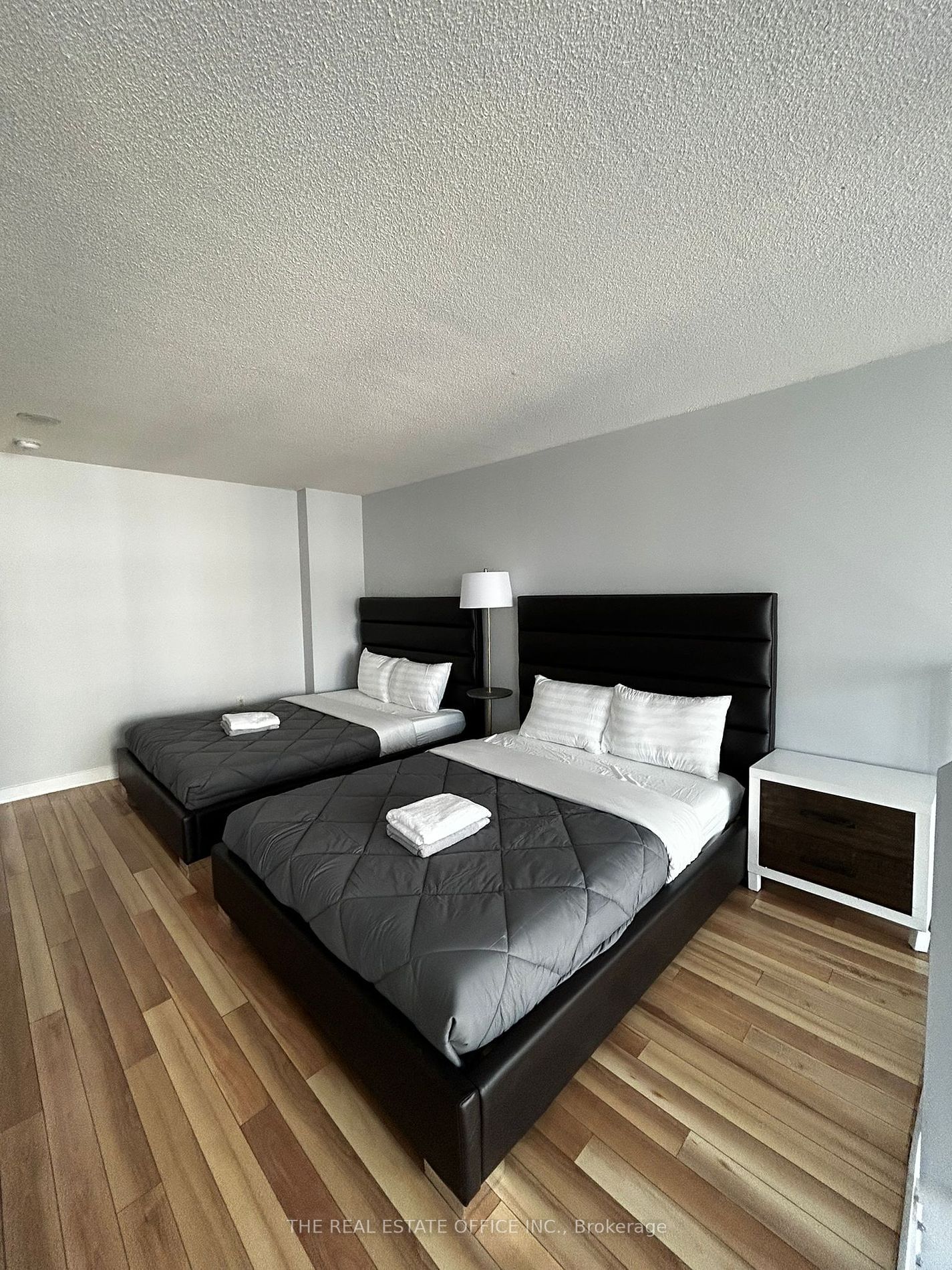 15 Fort York Blvd, unit 2808 for rent - image #9