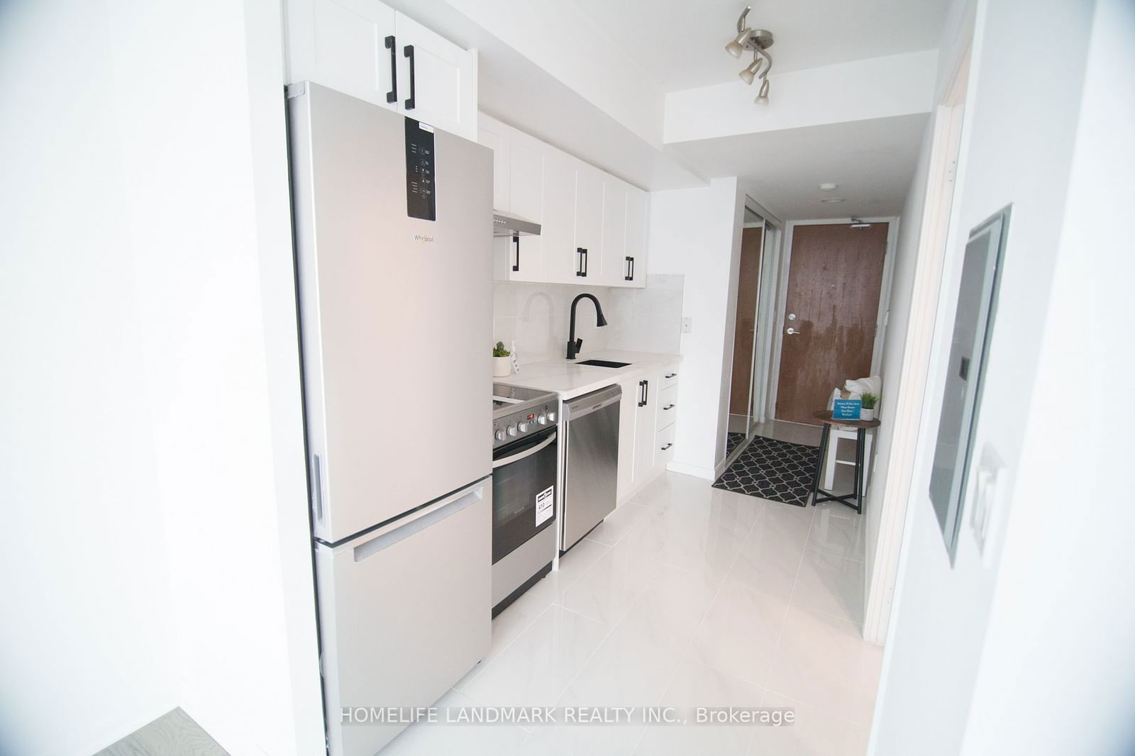 219 Fort York Blvd, unit 907 for rent - image #7