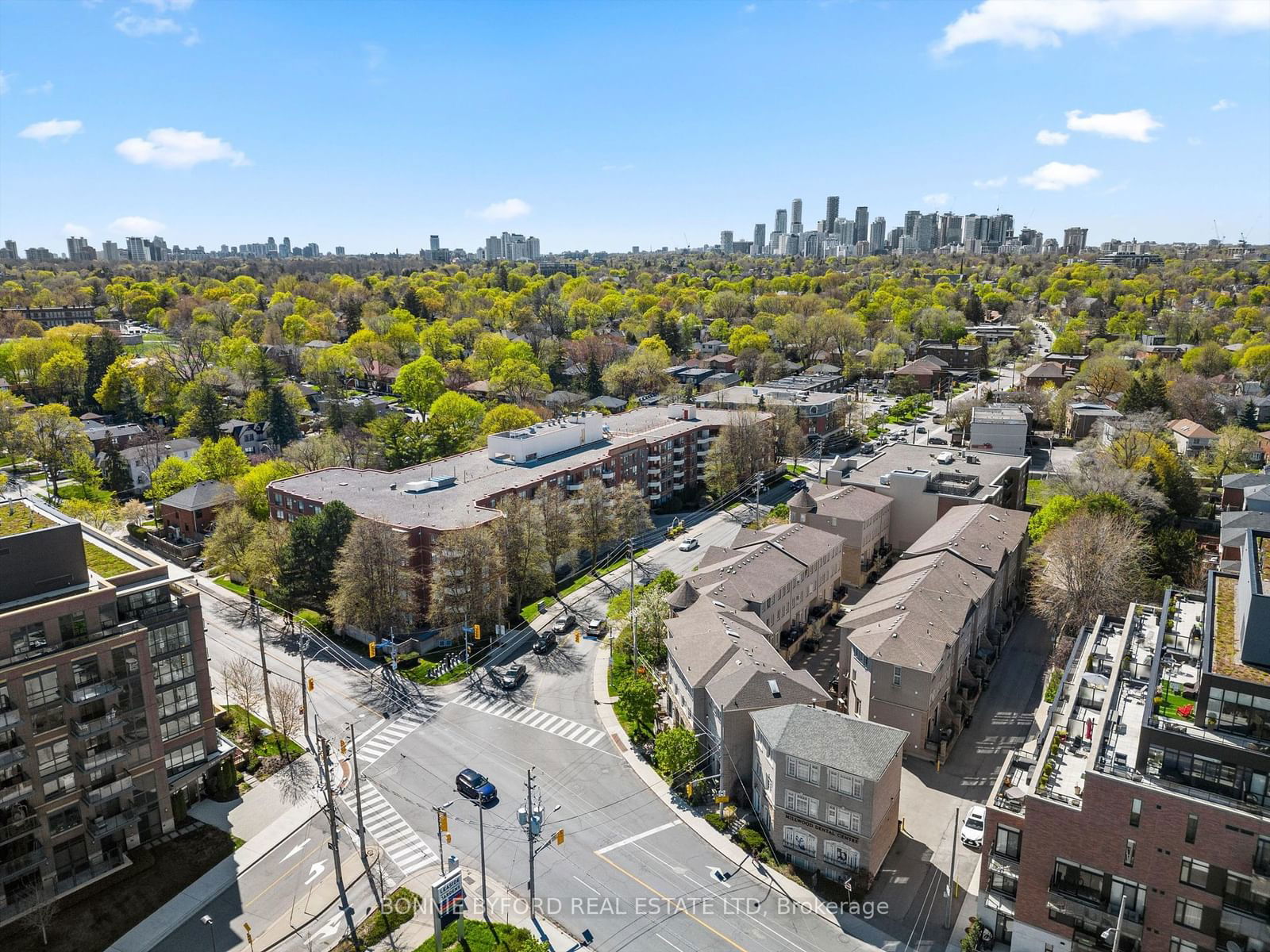 955 Millwood Rd, unit 115 for sale - image #39