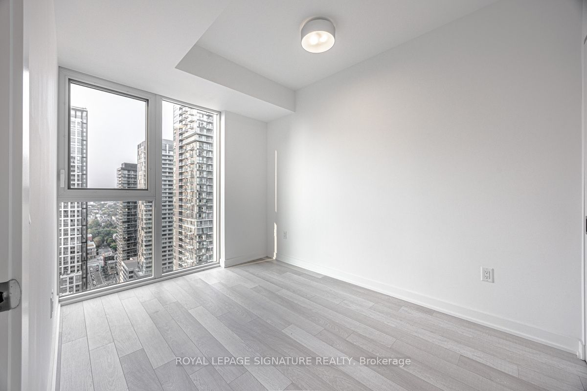 357 King St W, unit 3002 for rent