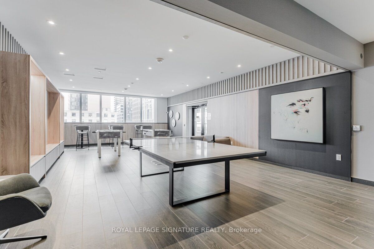 357 King St W, unit 3002 for rent - image #24