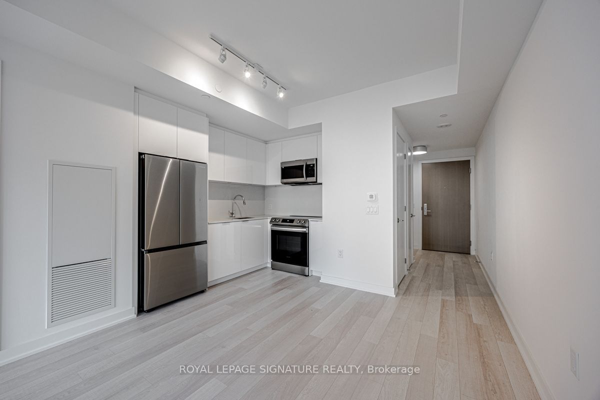 357 King St W, unit 3002 for rent