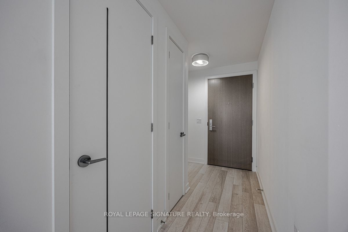 357 King St W, unit 3002 for rent - image #32