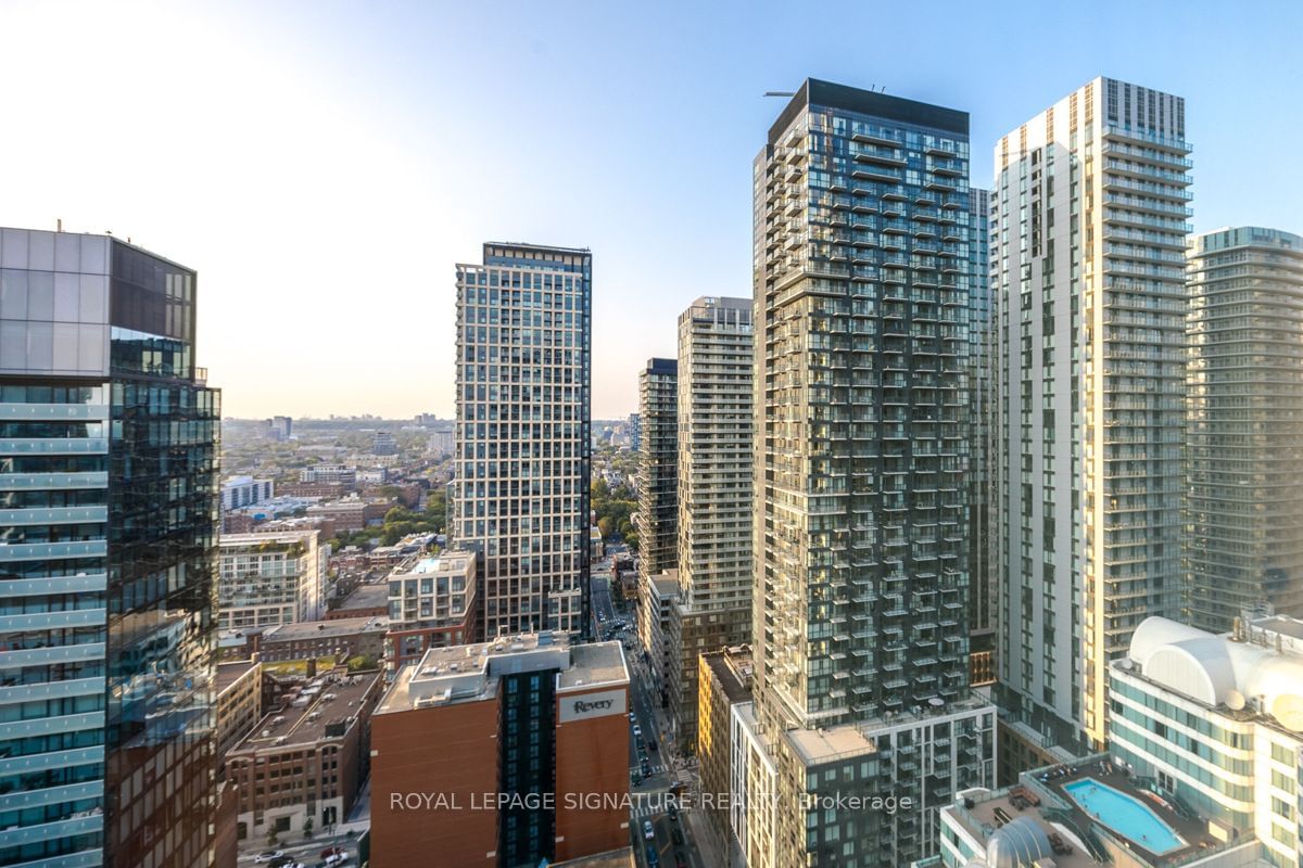 357 King St W, unit 3002 for rent - image #34