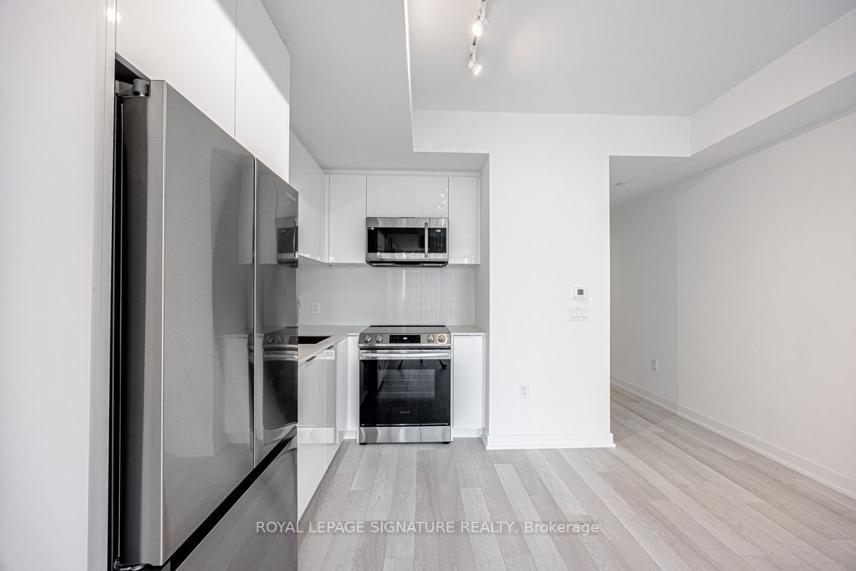 357 King St W, unit 3002 for rent - image #5