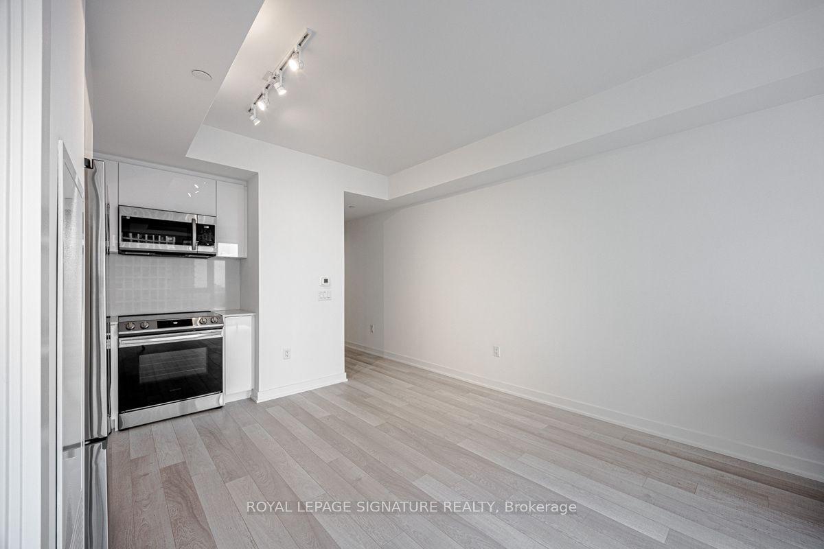 357 King St W, unit 3002 for rent - image #6