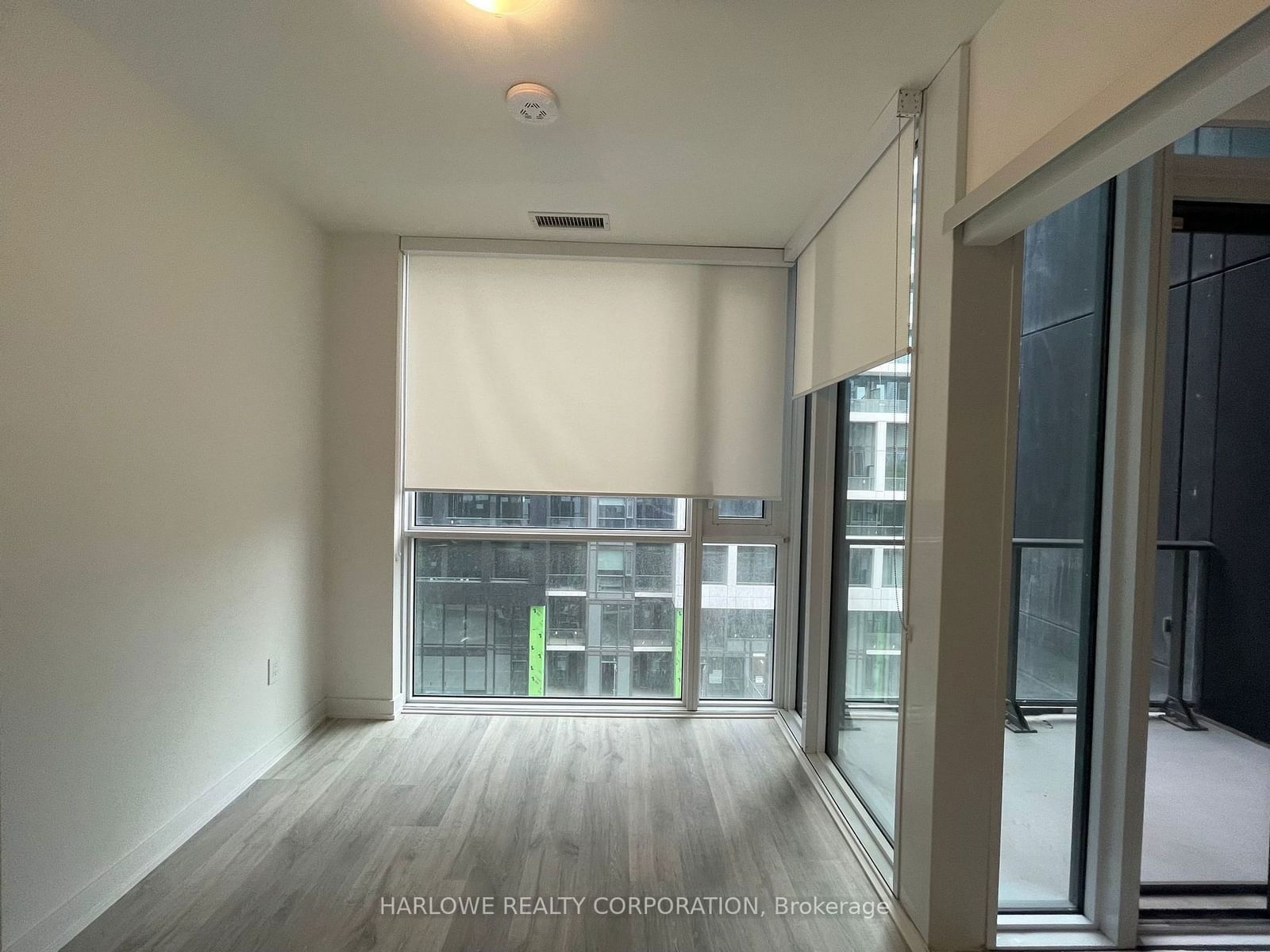 121 Lower Sherbourne St, unit 460 SW for rent