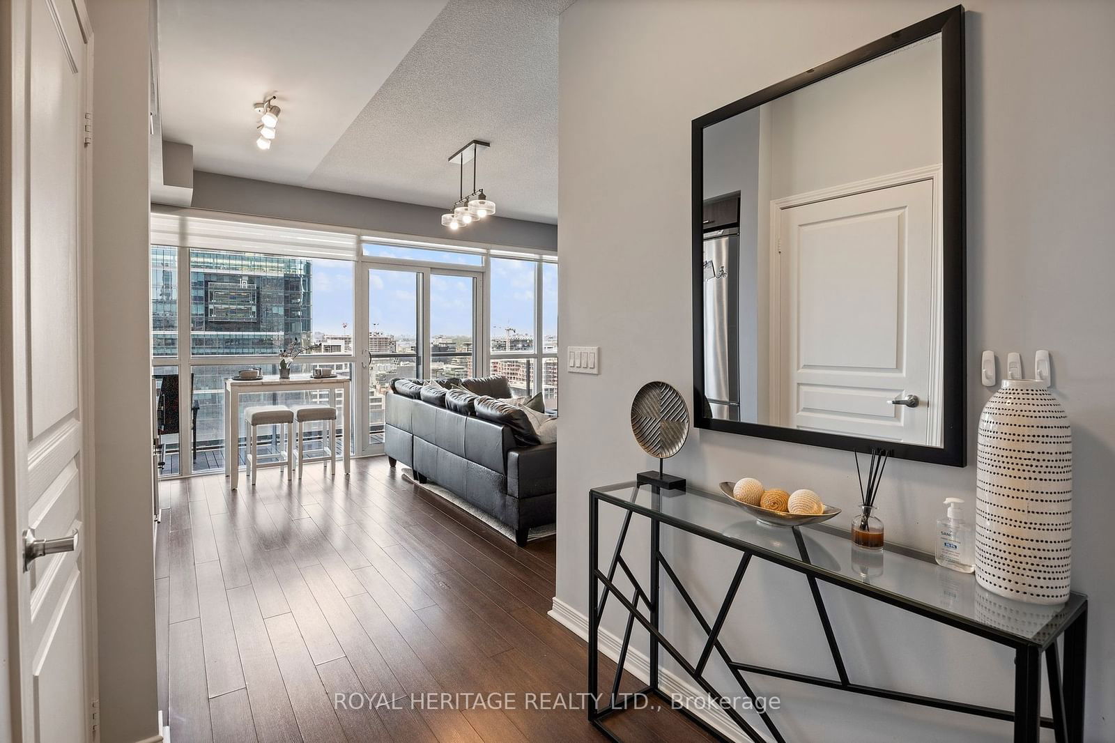 352 Front St W, unit 2214 for sale - image #5