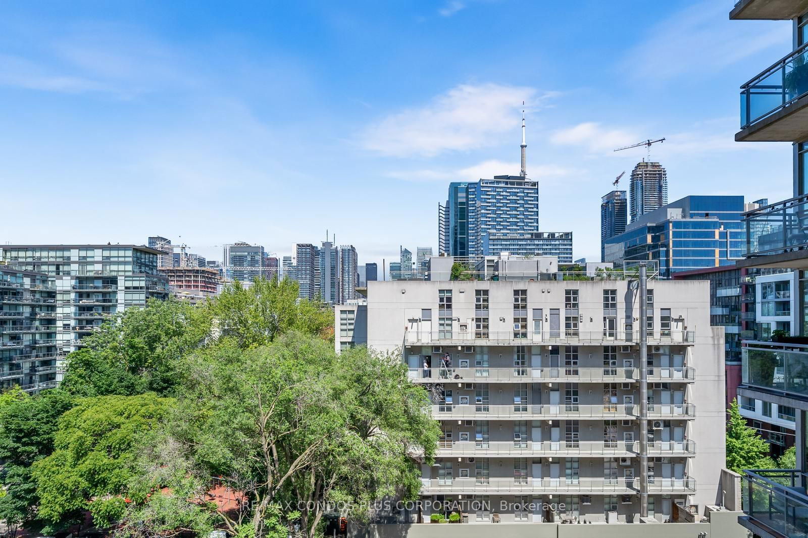 38 Niagara St, unit 711 for sale