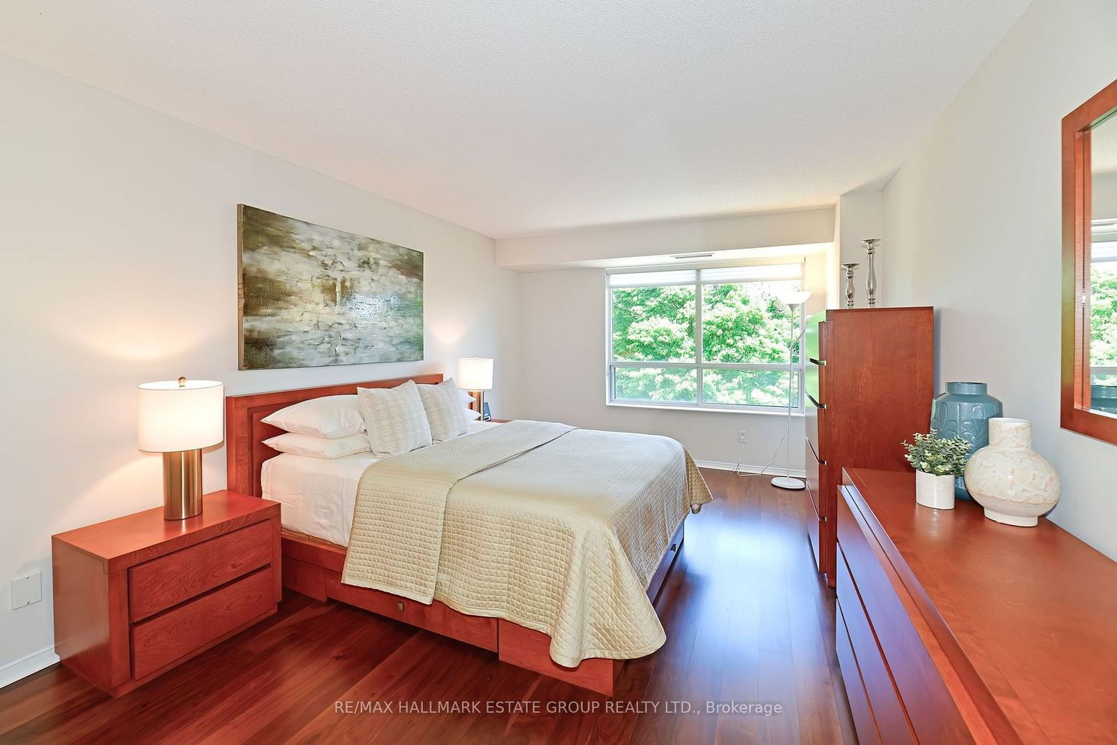 38 Avoca Ave, unit 403 for rent - image #18