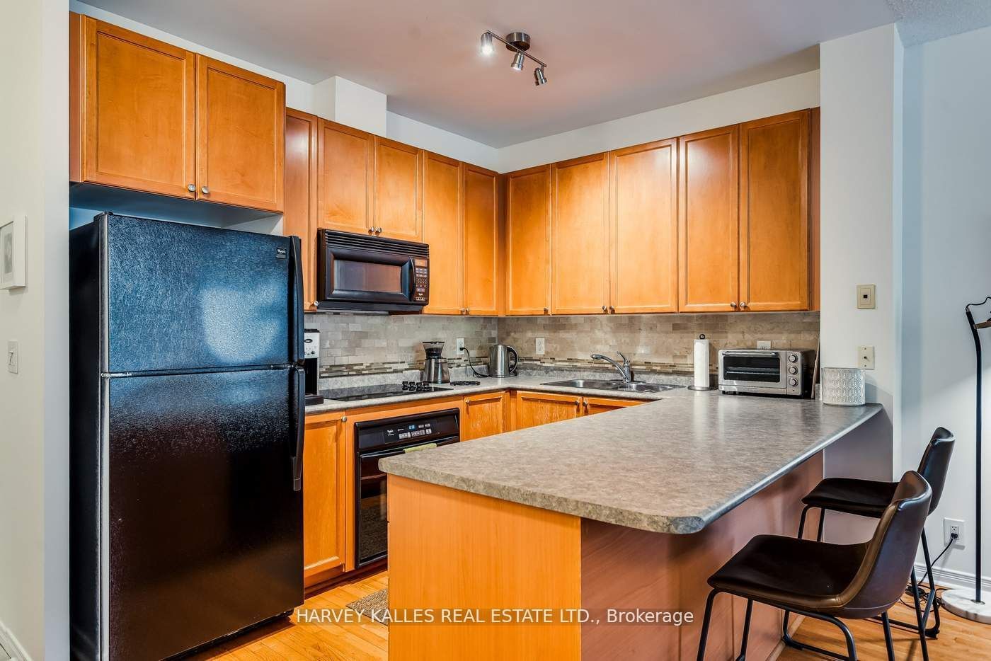 245 Davisville Ave, unit 113 for sale - image #8