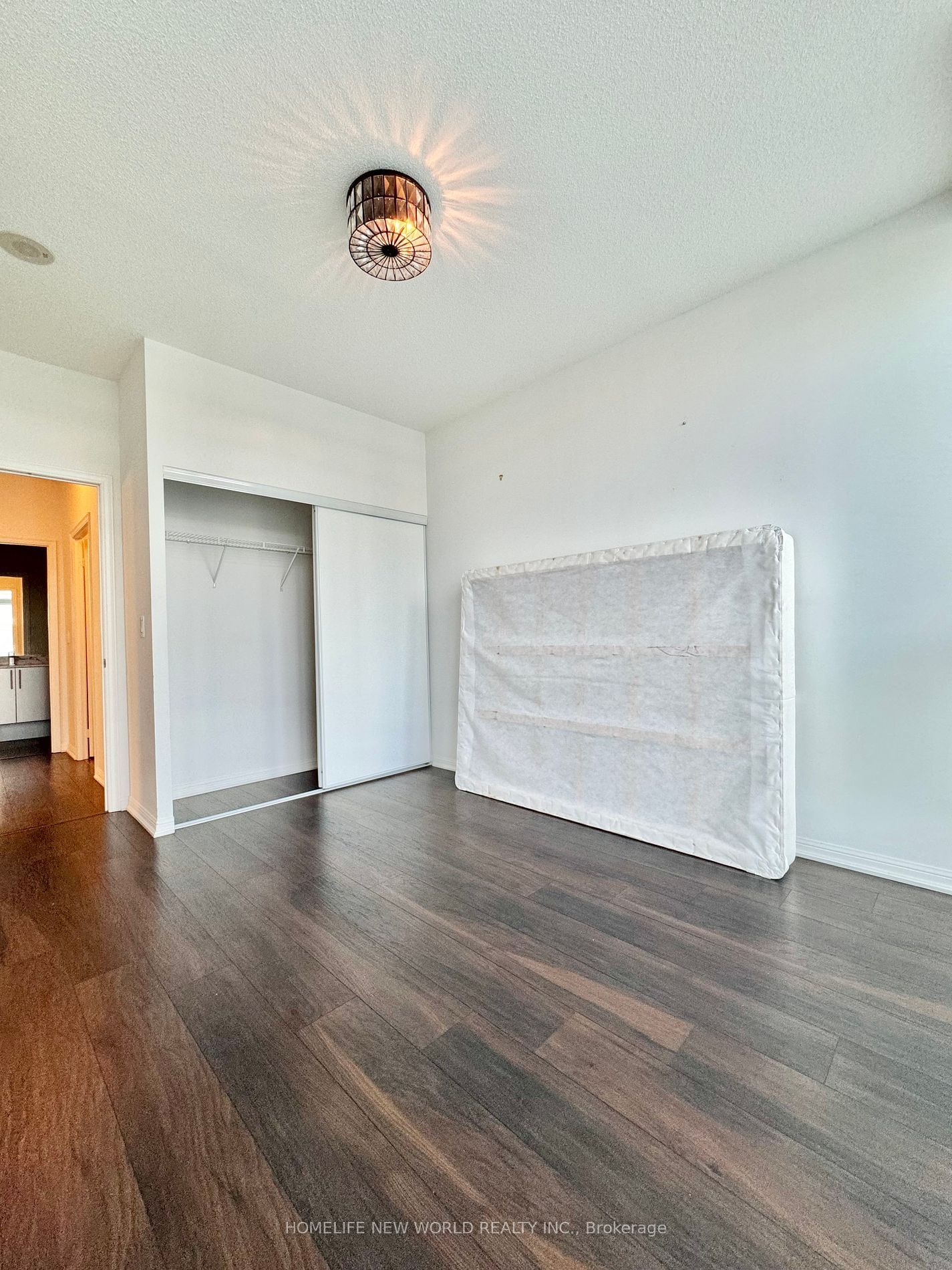 35 Bastion St, unit 2012 for rent - image #10