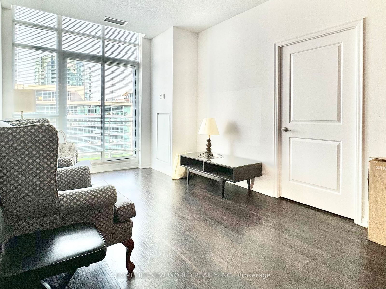 35 Bastion St, unit 2012 for rent - image #7