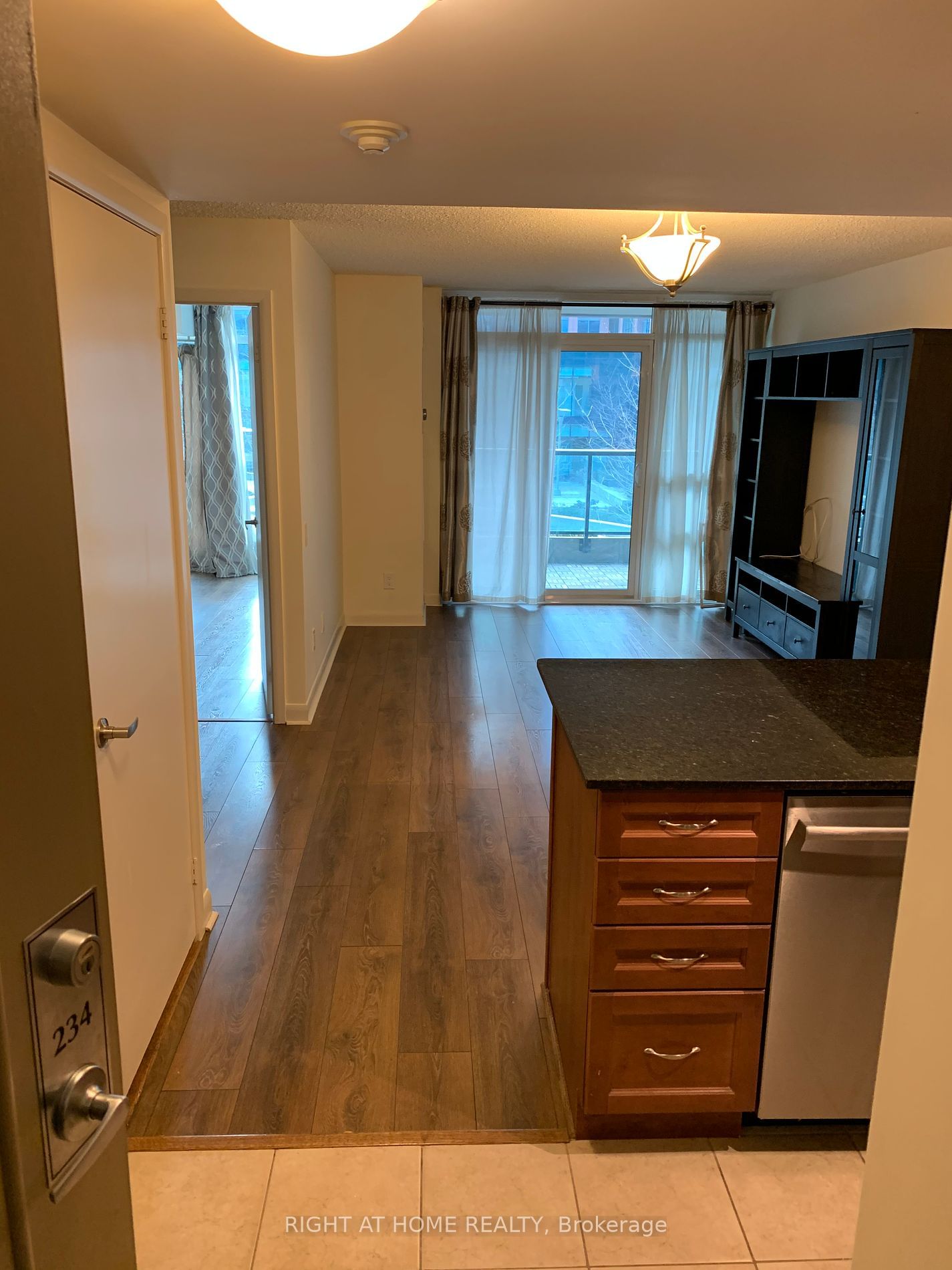 525 Wilson Ave, unit 234 for rent