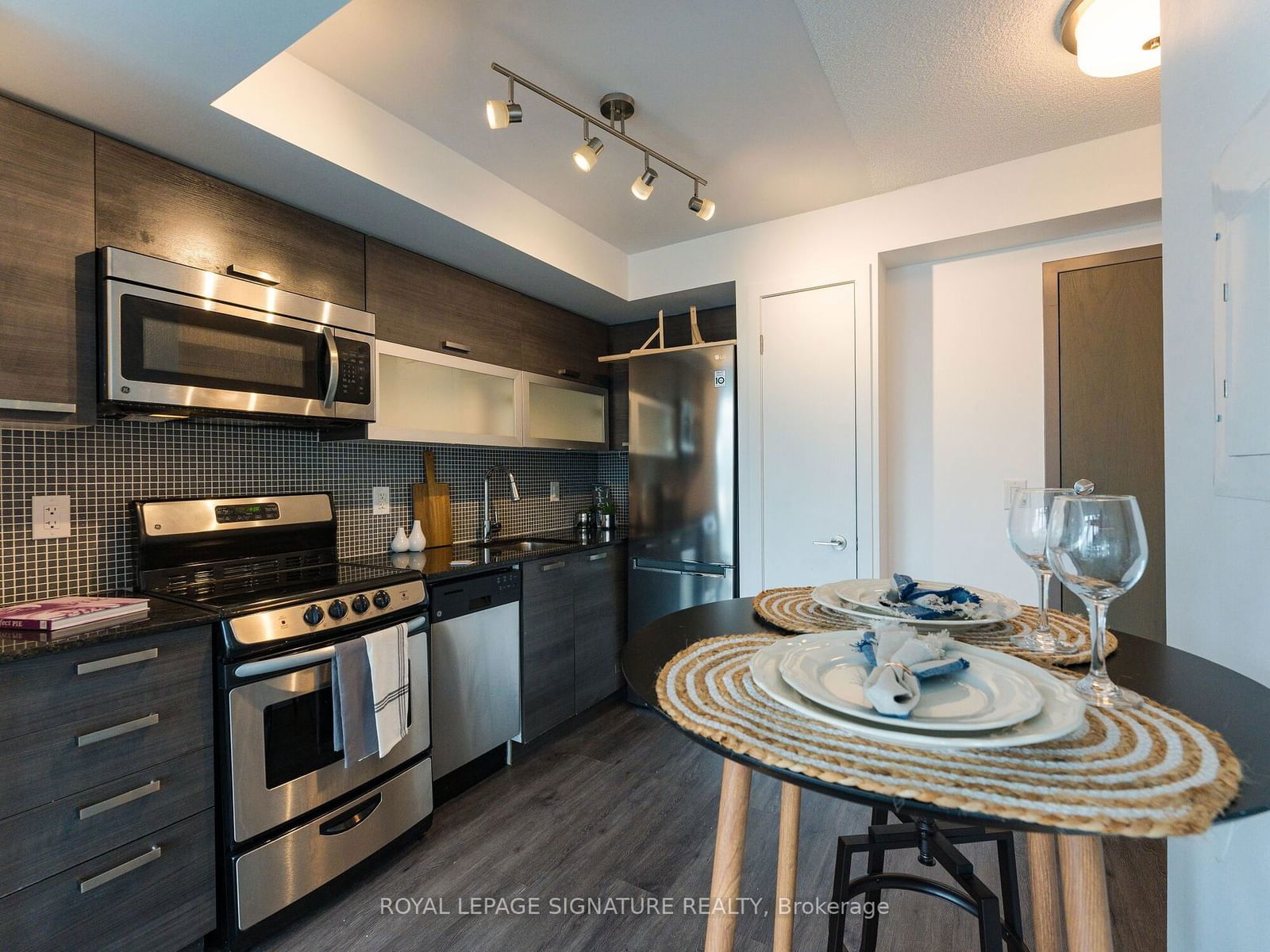 36 Lisgar St, unit LPH05 for sale - image #19