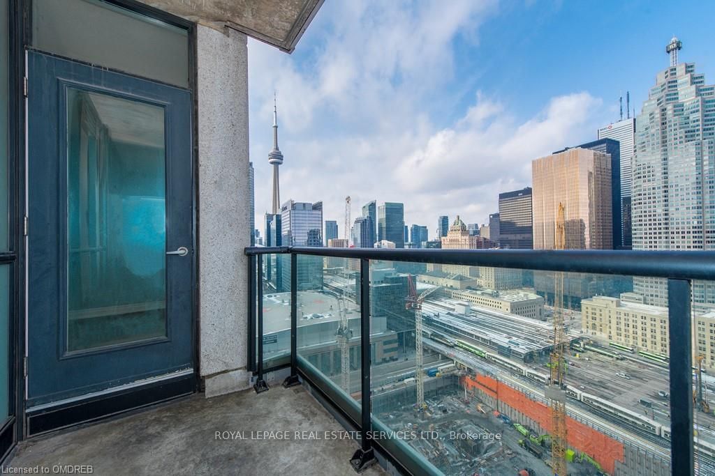 16 Yonge St, unit 2903 for sale