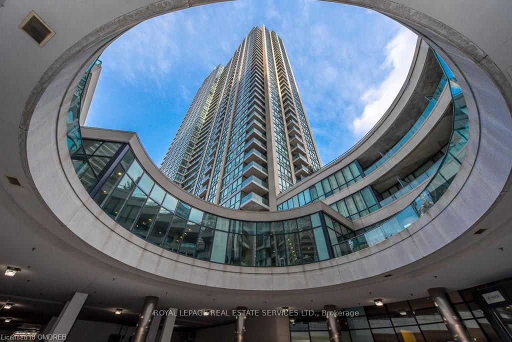 16 Yonge St, unit 2903 for sale