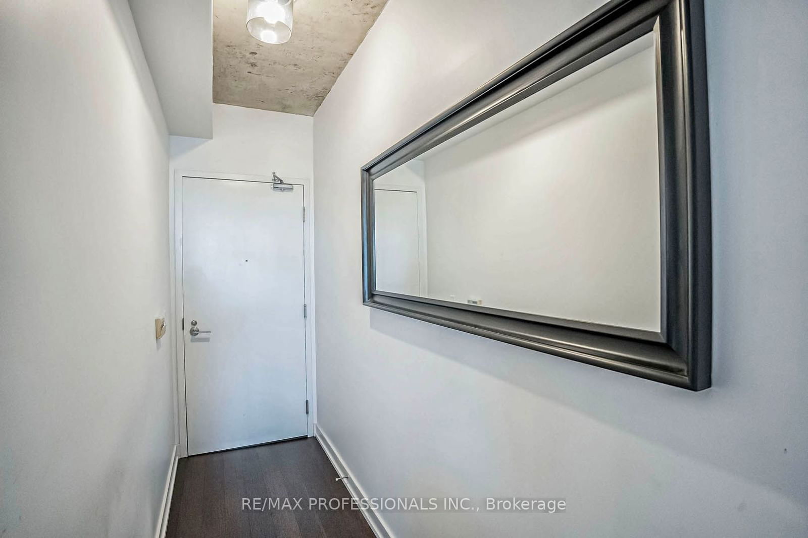 1030 King St, unit 936 for sale - image #8