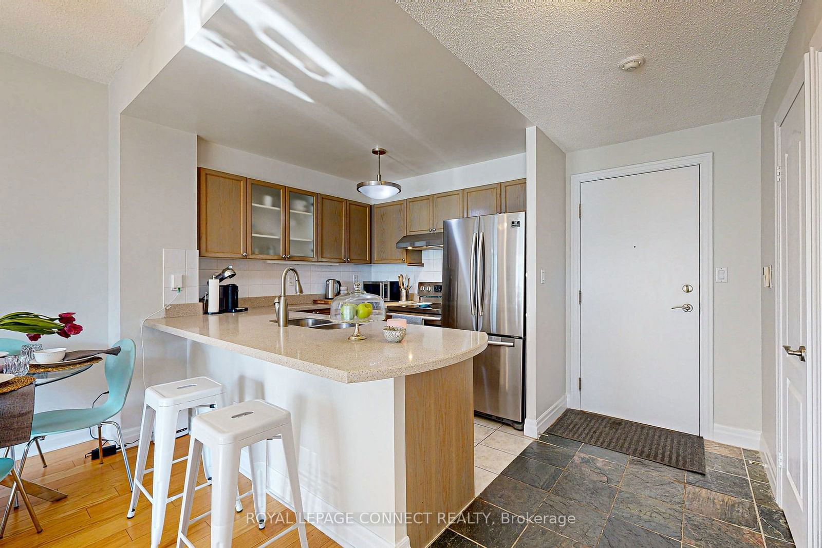 188 Doris Ave, unit #1802 for sale