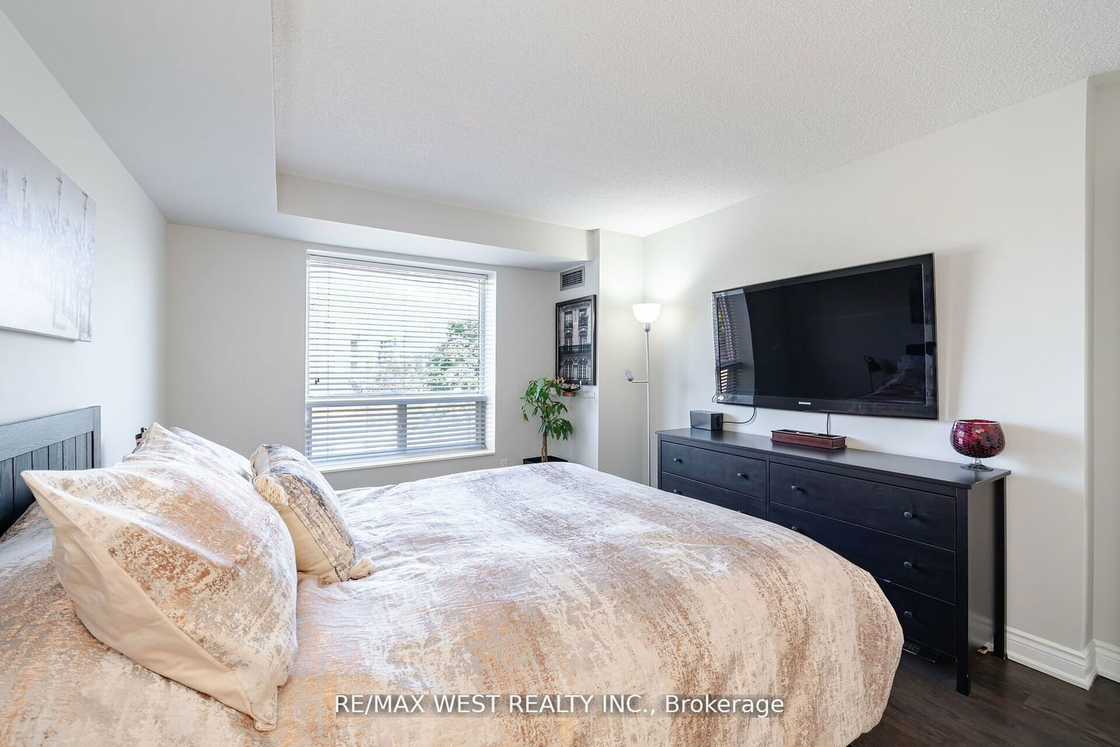 800 Sheppard Ave W, unit 308 for sale - image #13