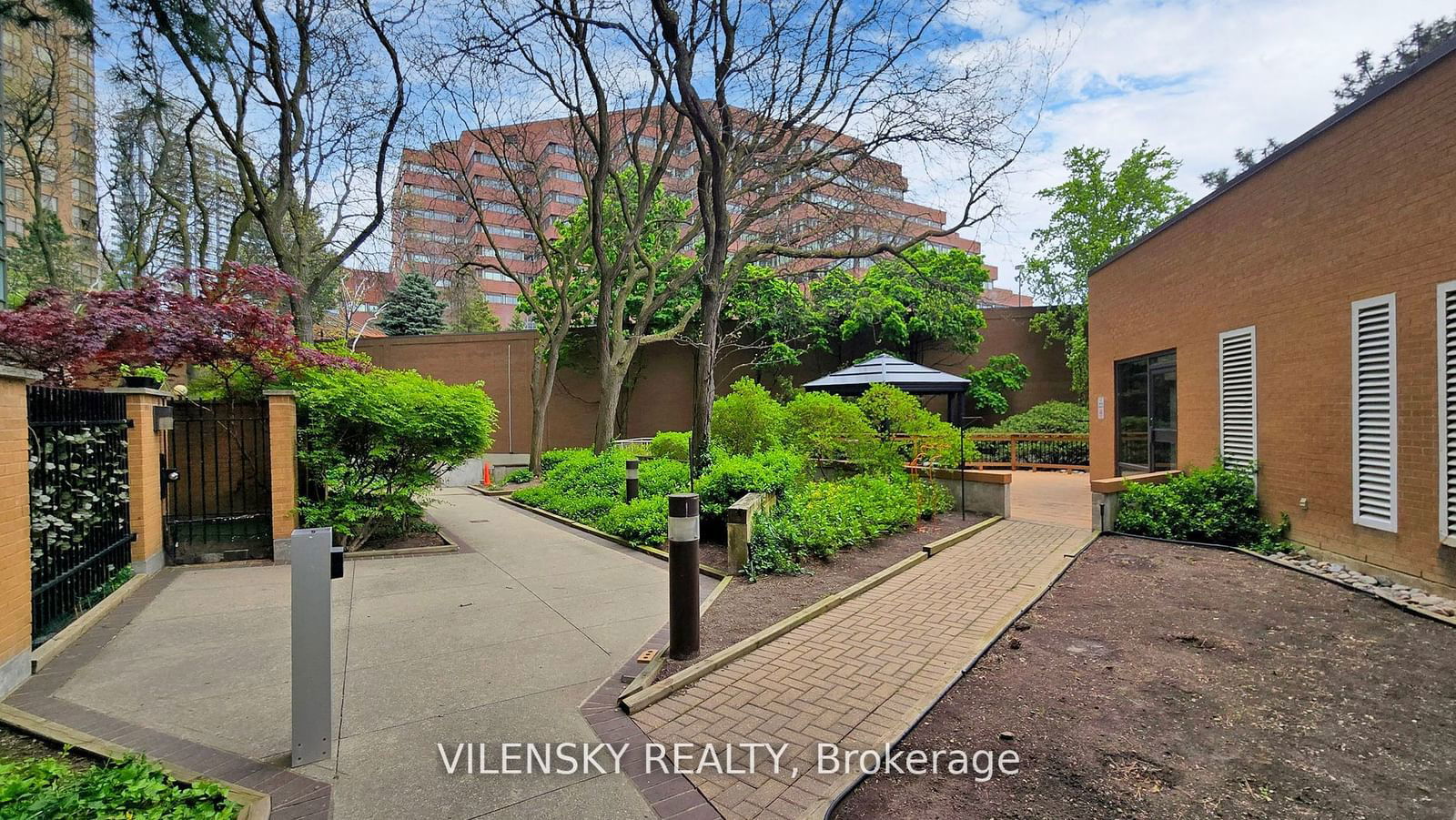 131 Beecroft Rd, unit 602 for sale - image #32