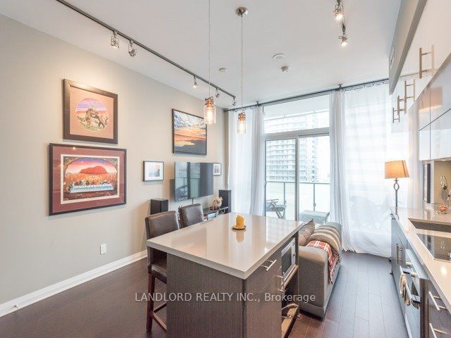 8 Mercer St, unit 1812 for rent - image #3