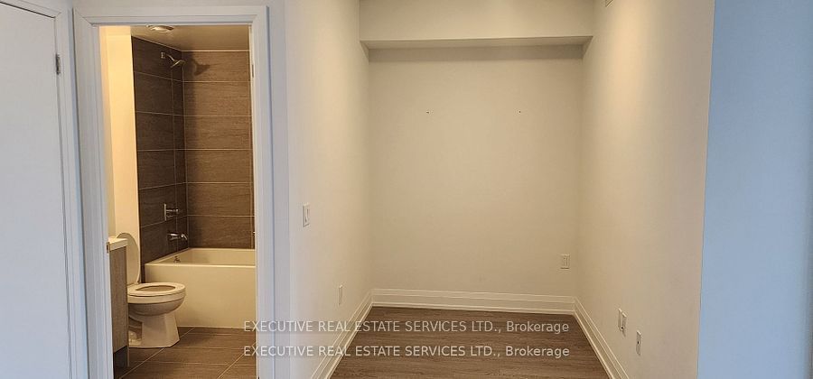 77 Mutual St, unit 3001 for rent - image #2