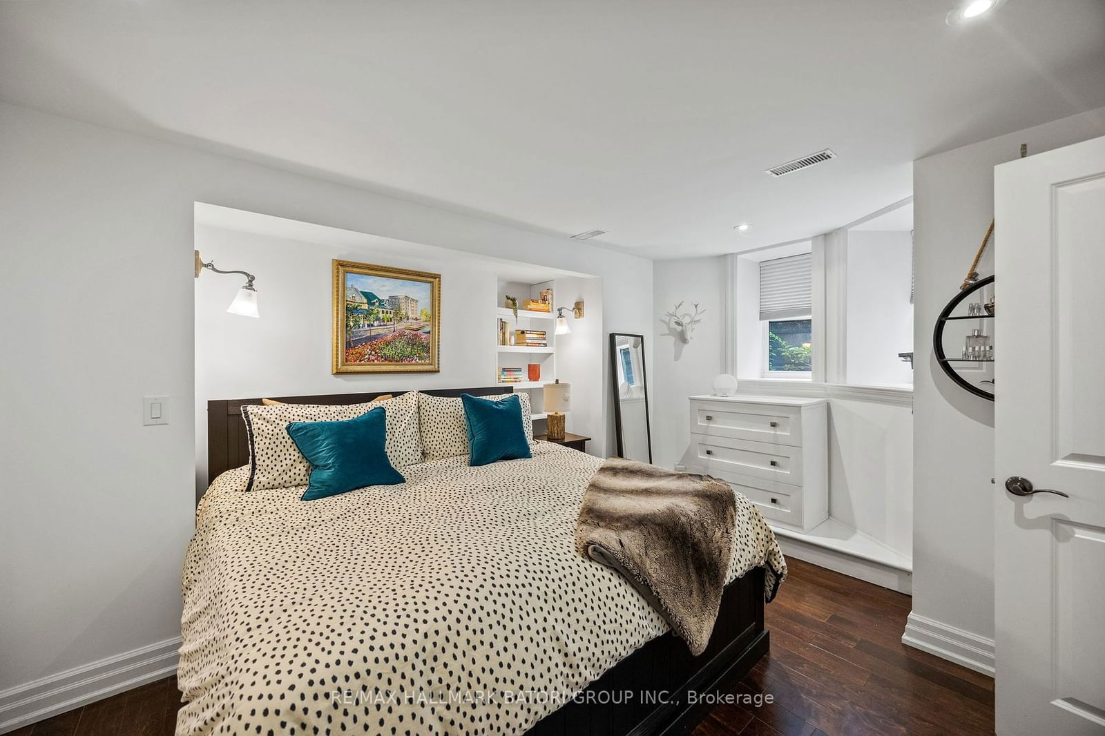 103 Pembroke St, unit 2 for sale - image #20