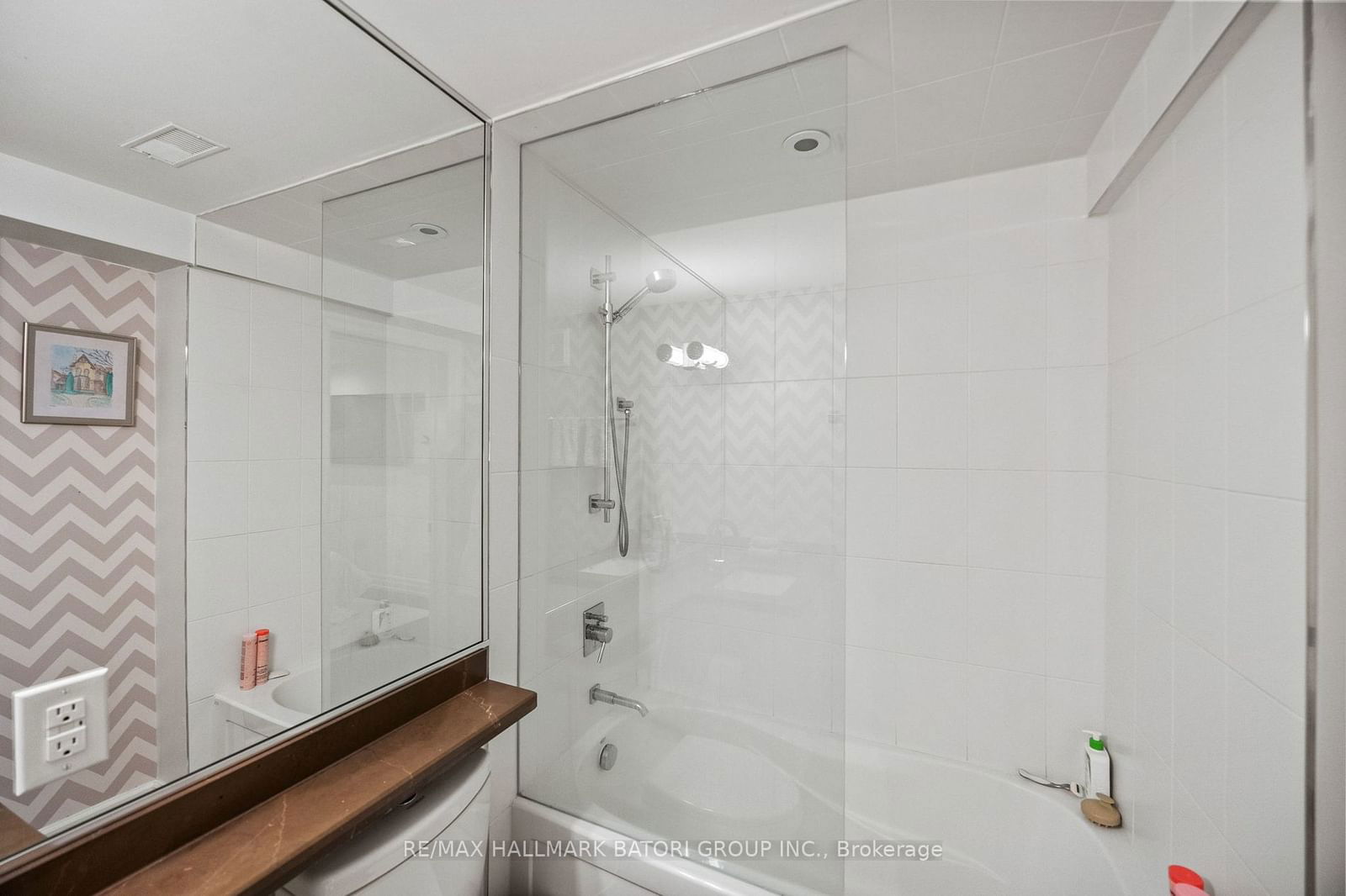 103 Pembroke St, unit 2 for sale - image #25