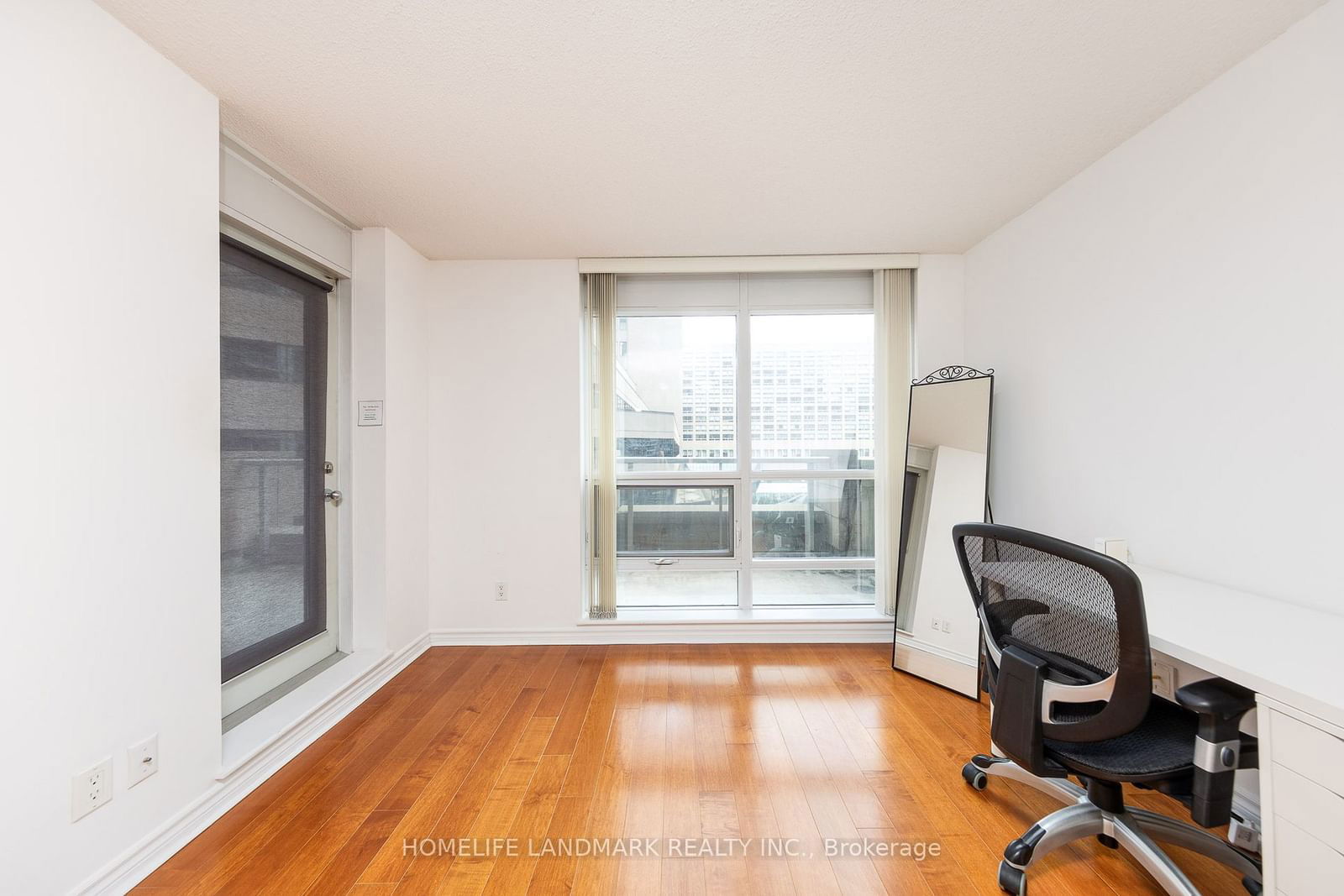 763 Bay St, unit 303 for sale - image #14