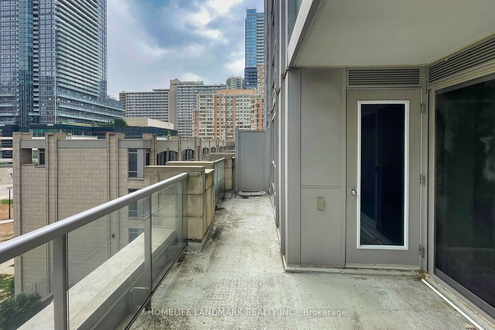 763 Bay St, unit 303 for sale - image #20