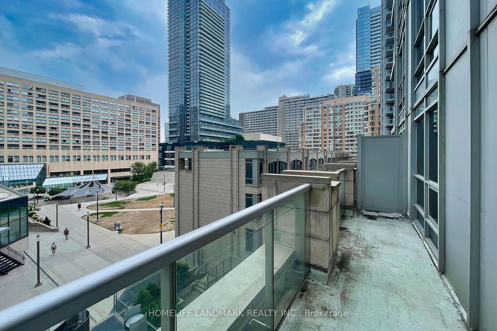 763 Bay St, unit 303 for sale - image #23