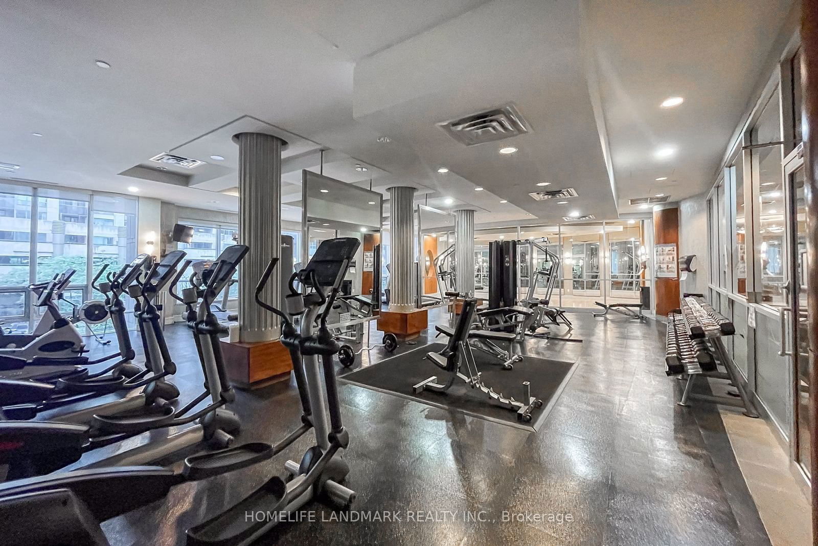 763 Bay St, unit 303 for sale - image #25