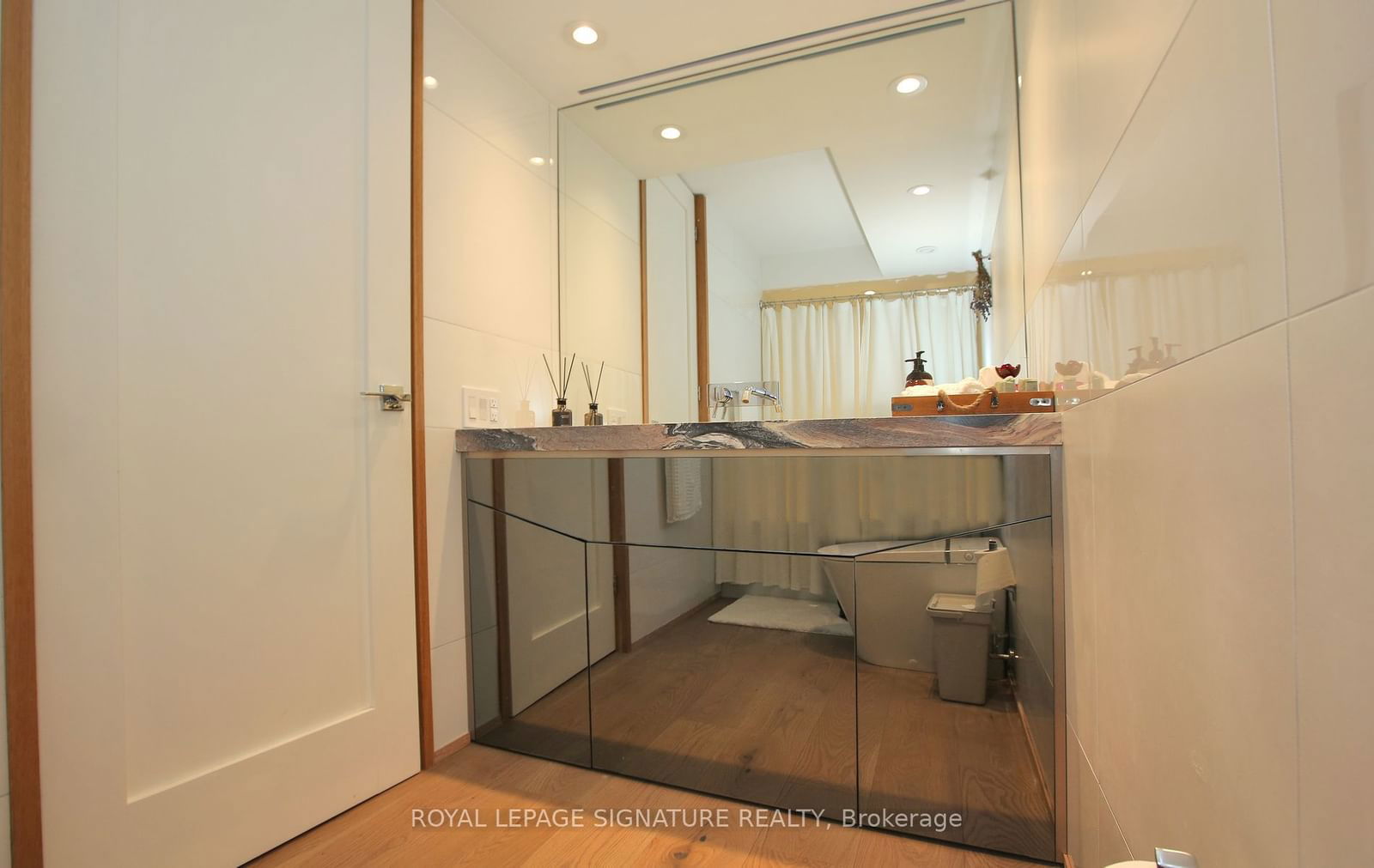 1 Concorde Pl, unit 703 for sale - image #26