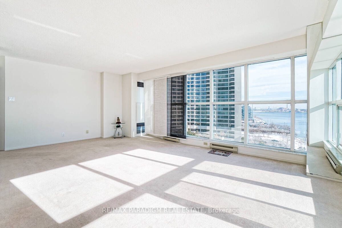 99 Harbour Sq, unit 1507 for rent - image #13