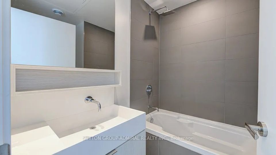 5 Soudan Ave, unit 1704 for sale - image #10