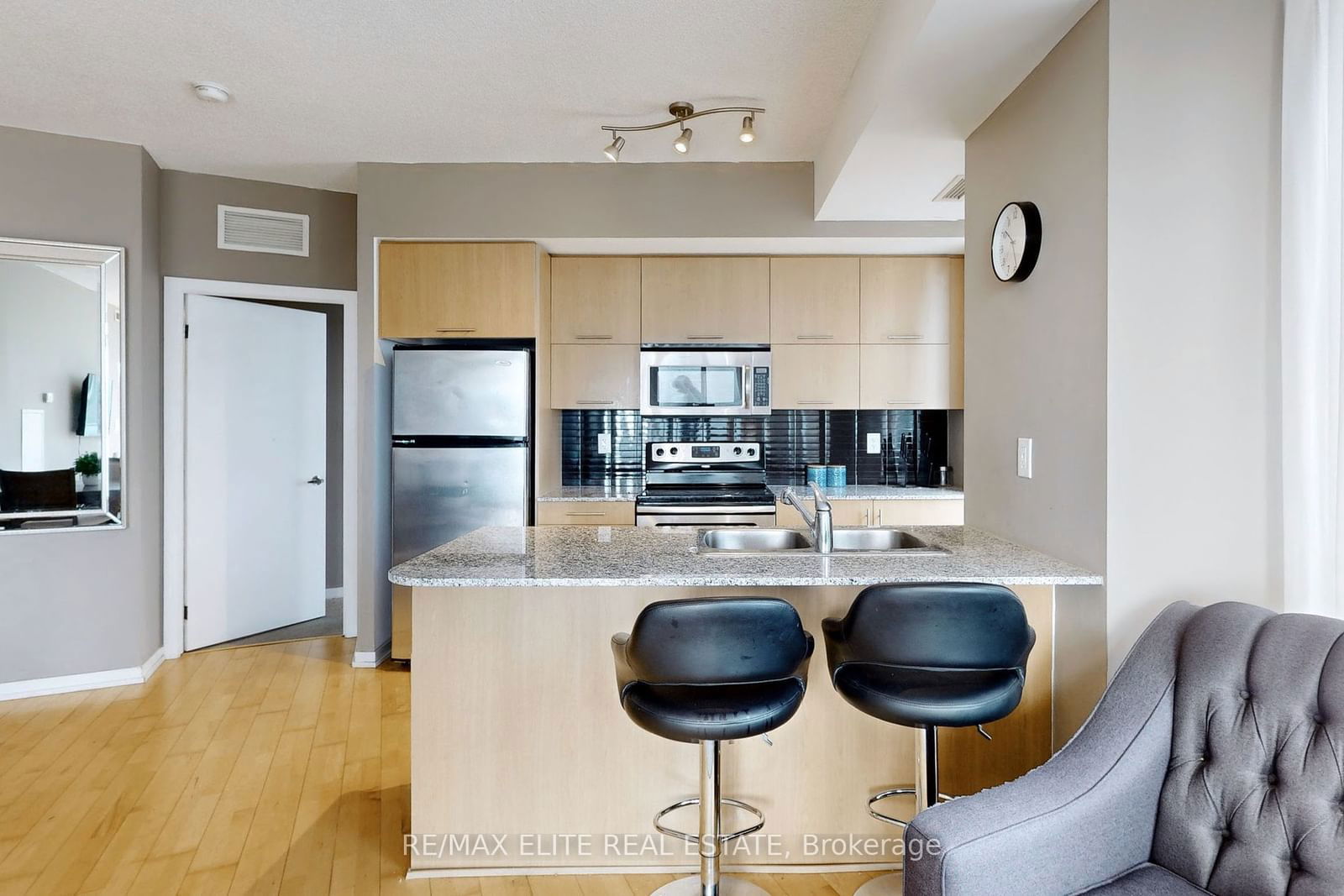 65 Bremner Blvd, unit 2208 for sale - image #13