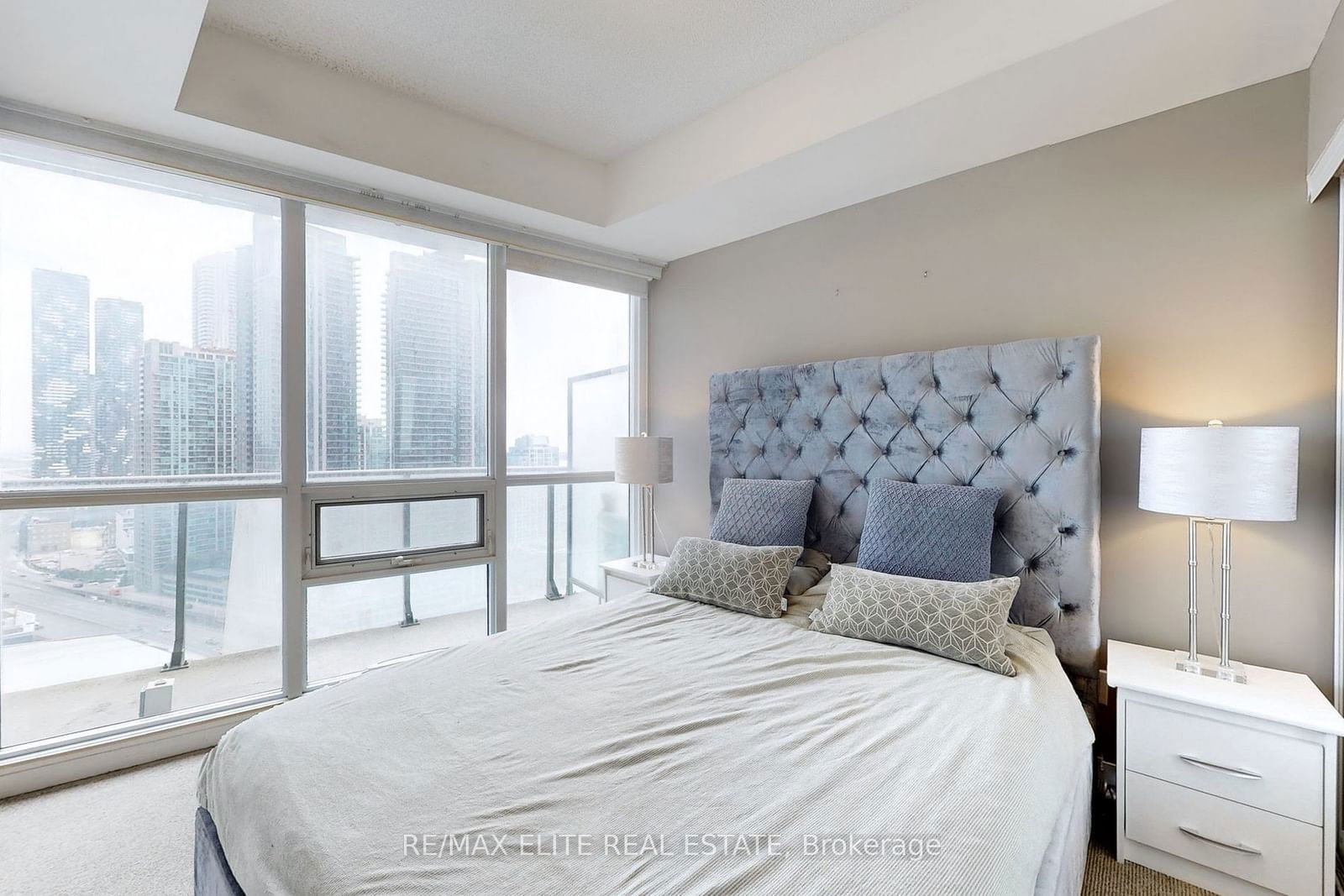 65 Bremner Blvd, unit 2208 for sale - image #21