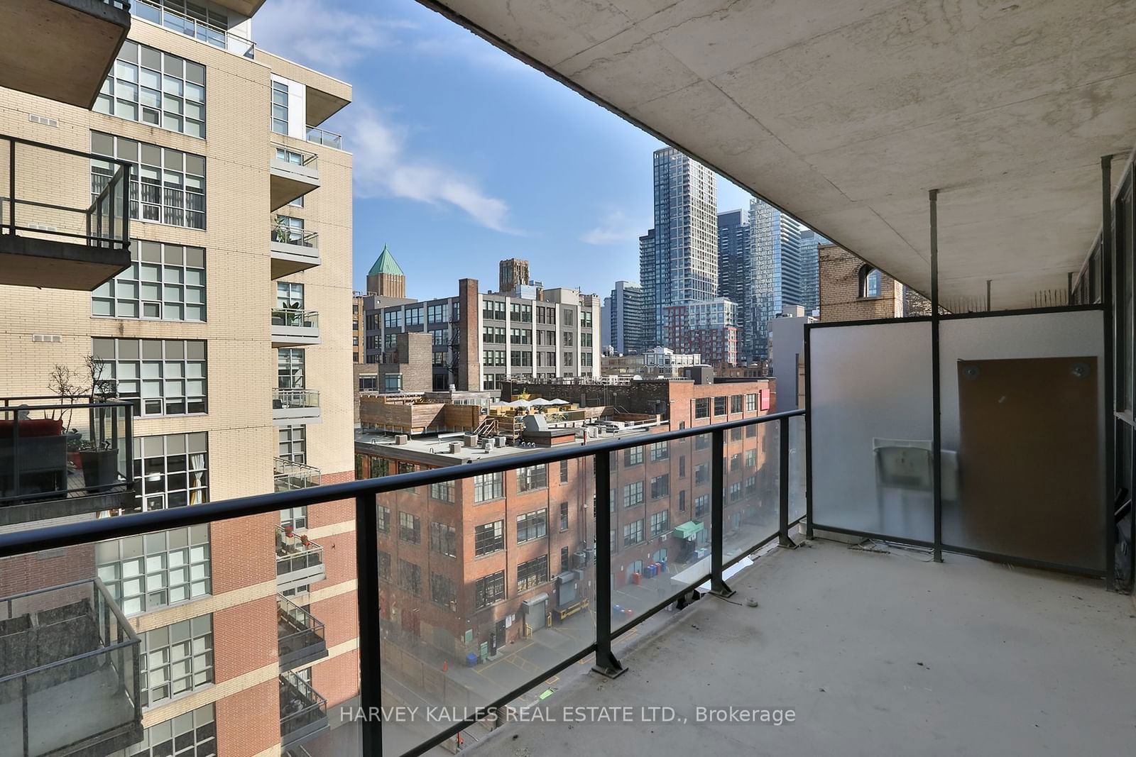 478 King St W, unit 702 for rent