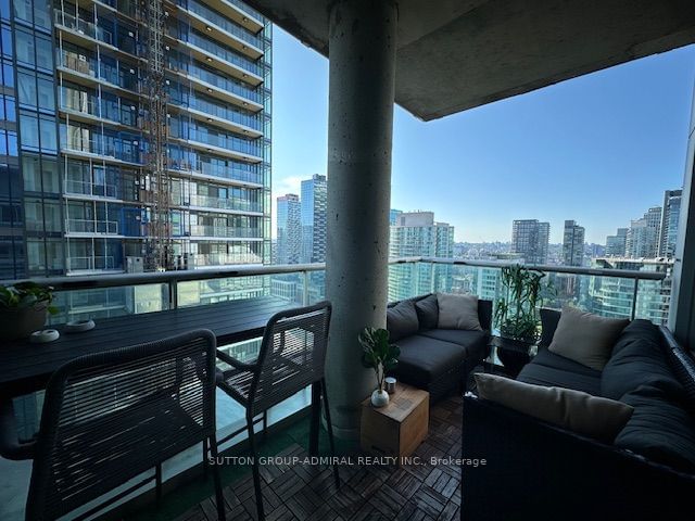 81 Navy Wharf Cres, unit 3803 for rent