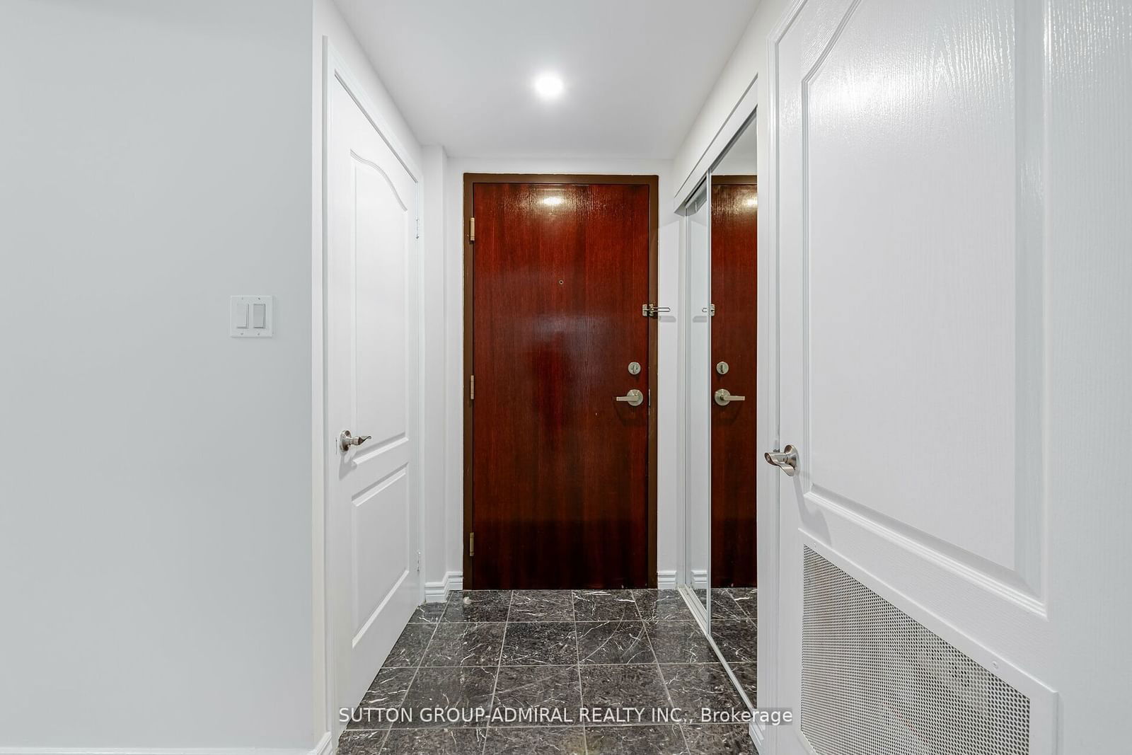 263 Wellington St W, unit 706 for sale - image #5