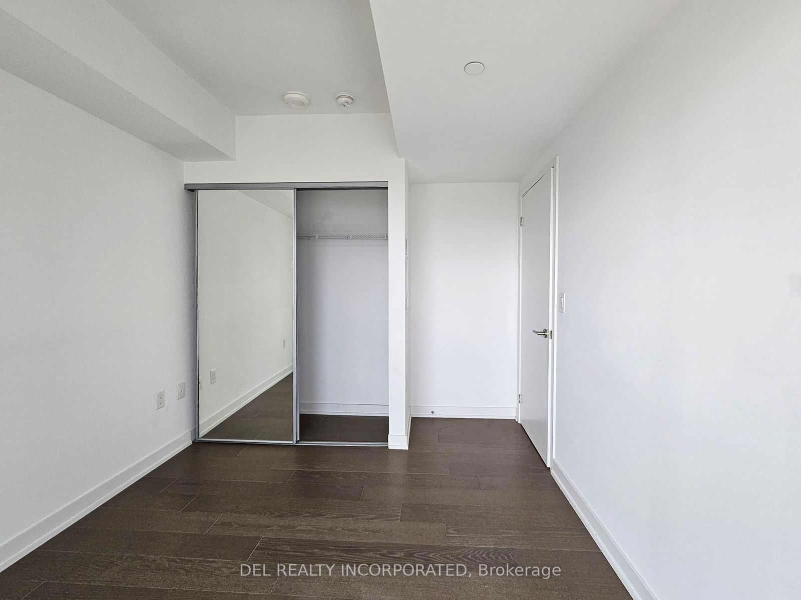 11 Wellesley St W, unit 1211 for rent - image #7