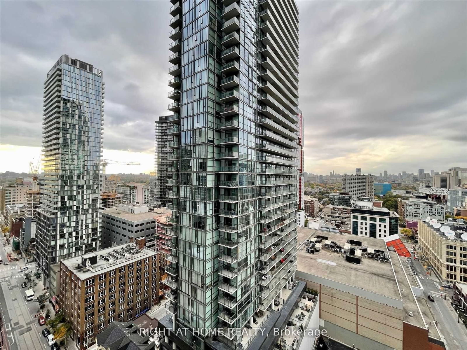 295 Adelaide St W, unit 2303 for sale - image #10