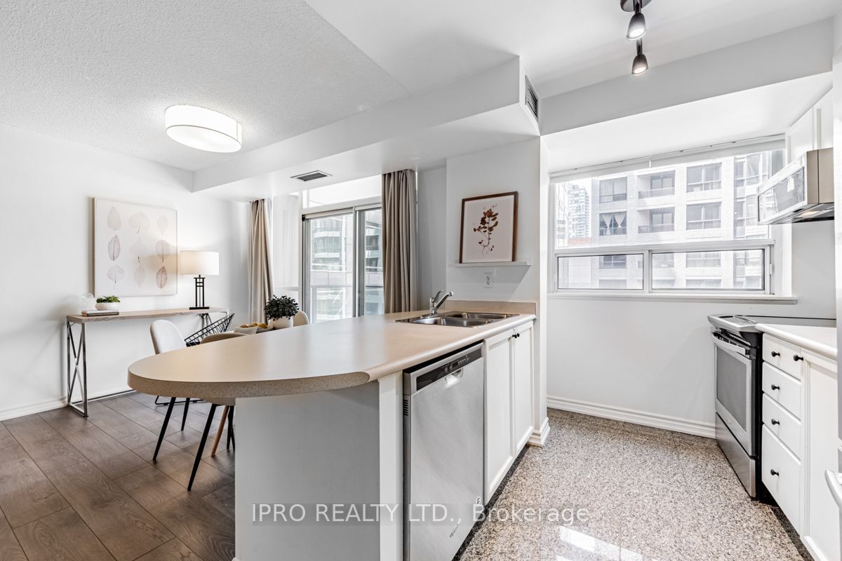 30 Hayden St, unit 707 for rent - image #19