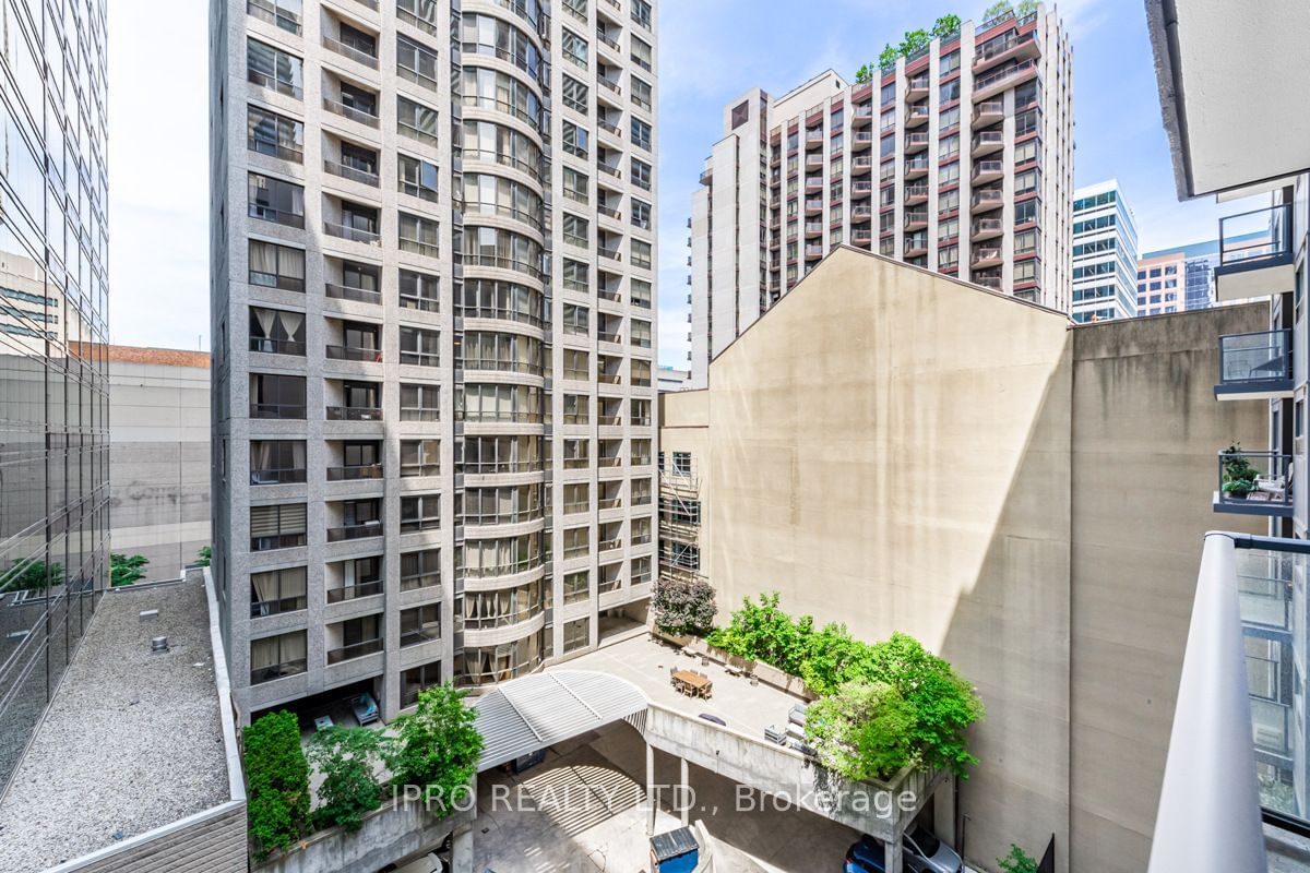 30 Hayden St, unit 707 for rent - image #28