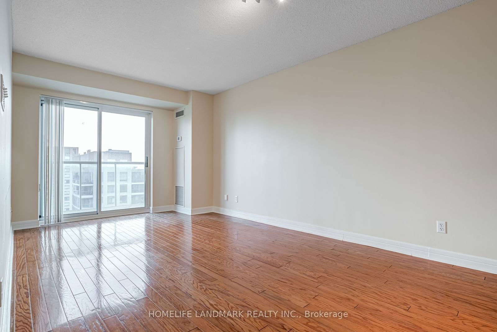 16 Harrison Garden Blvd, unit 2508 for rent - image #4