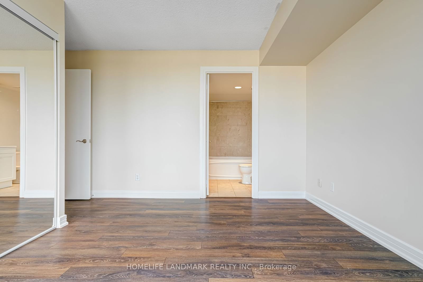 16 Harrison Garden Blvd, unit 2508 for rent - image #9