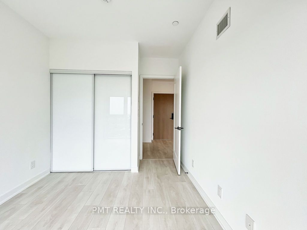 5 Defries St, unit 2301 for rent - image #22